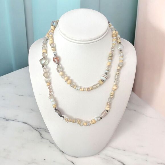 Vintage Jewelry - Vintage Beaded Necklace Aurora Borealis Finished Glass & Cream Color Beads  9K